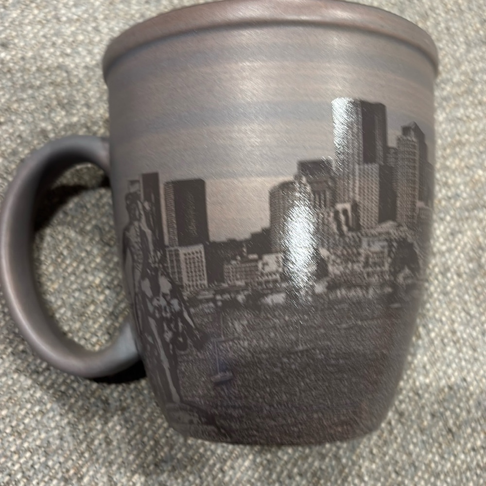 Americaware Boston mug